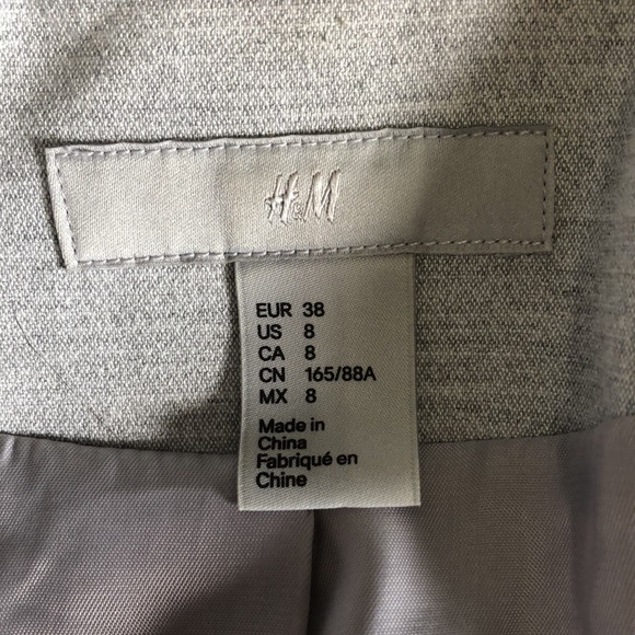 Gray H&M Blazer - Picture 4 of 6